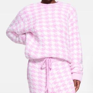 NWOT Skims Matching Pullover and Pants Set Houndstooth Pink S/M